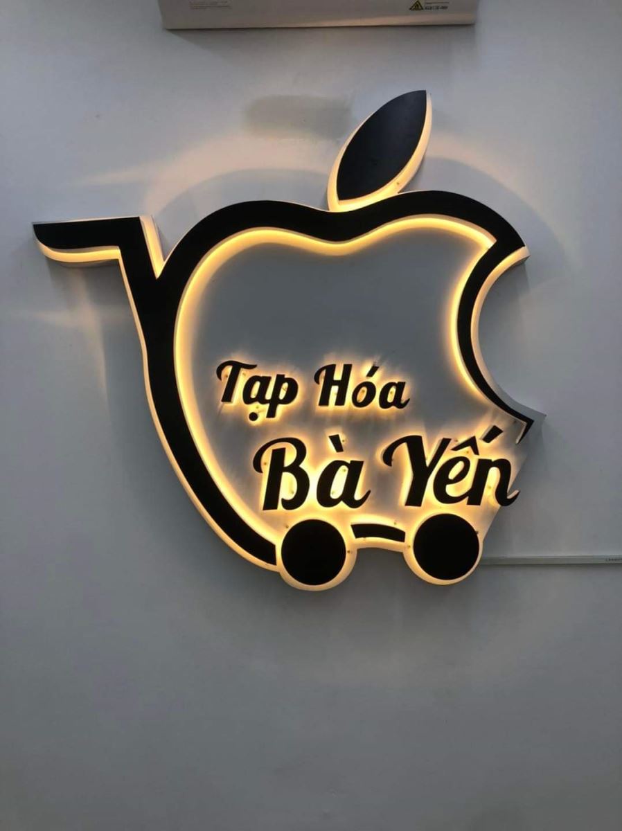 Chữ Inox hắt đèn